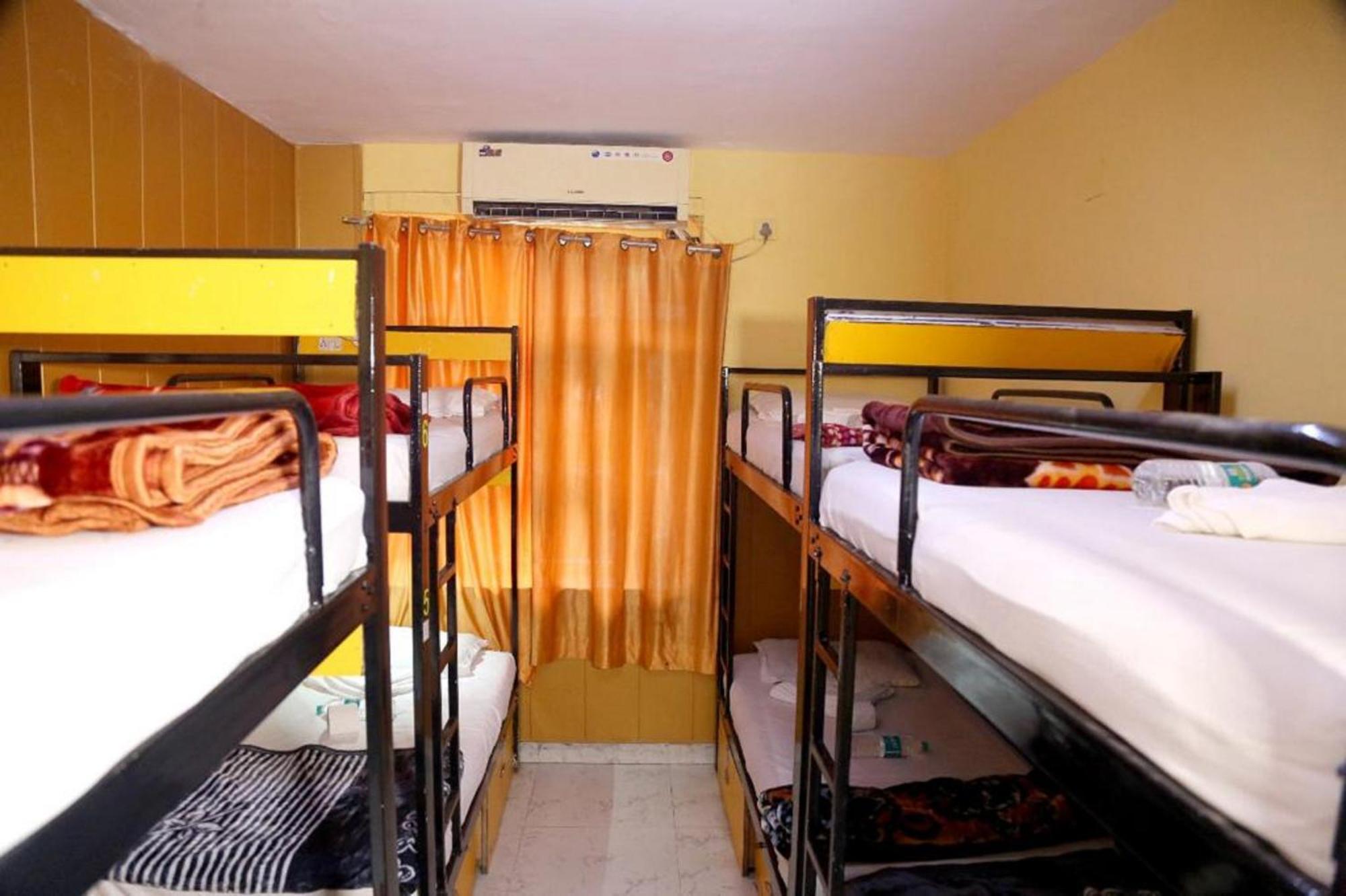 Bunk Hostel Delhi Best Backpacking Accommodation New Delhi Ngoại thất bức ảnh