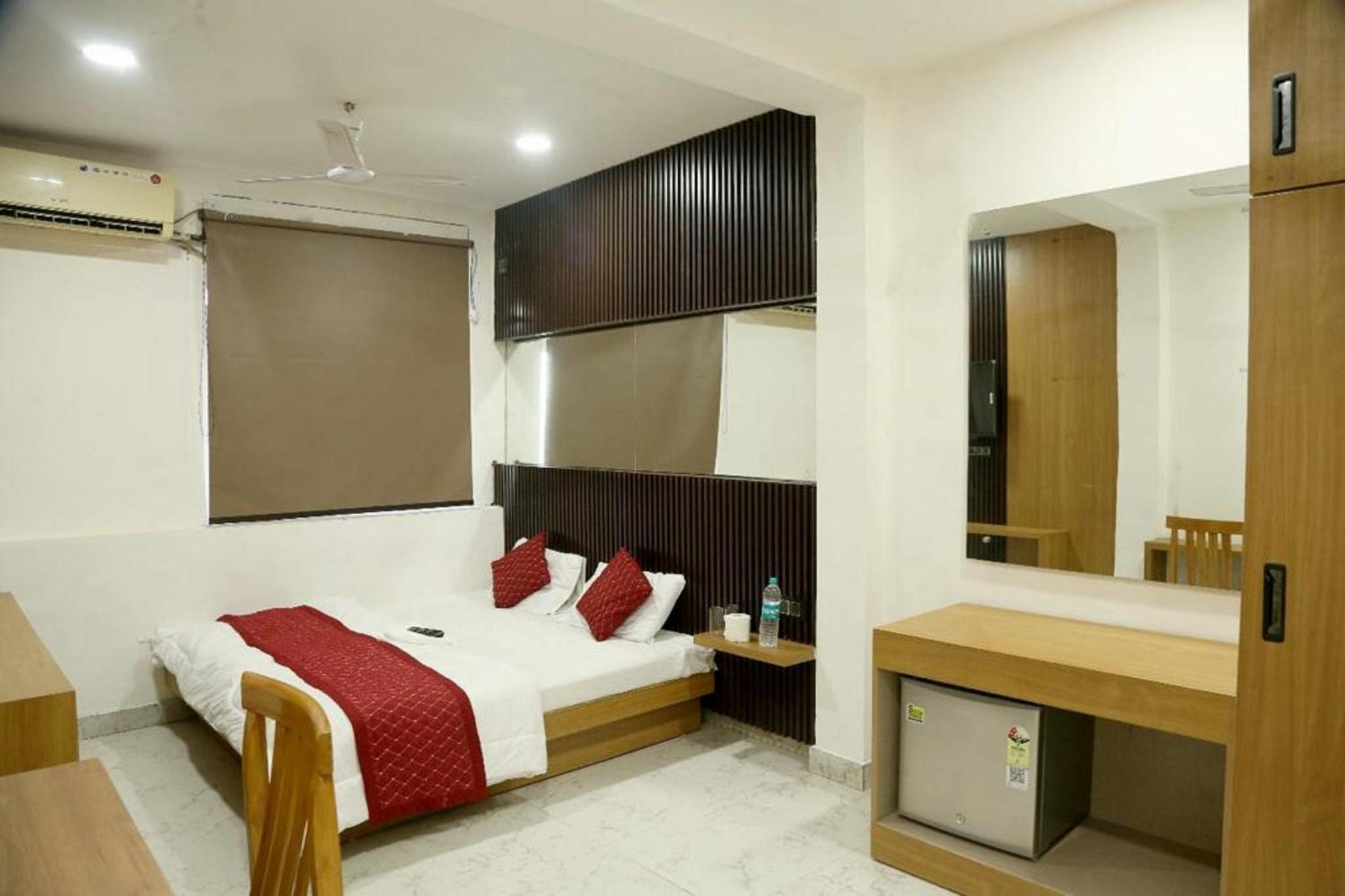 Bunk Hostel Delhi Best Backpacking Accommodation New Delhi Ngoại thất bức ảnh