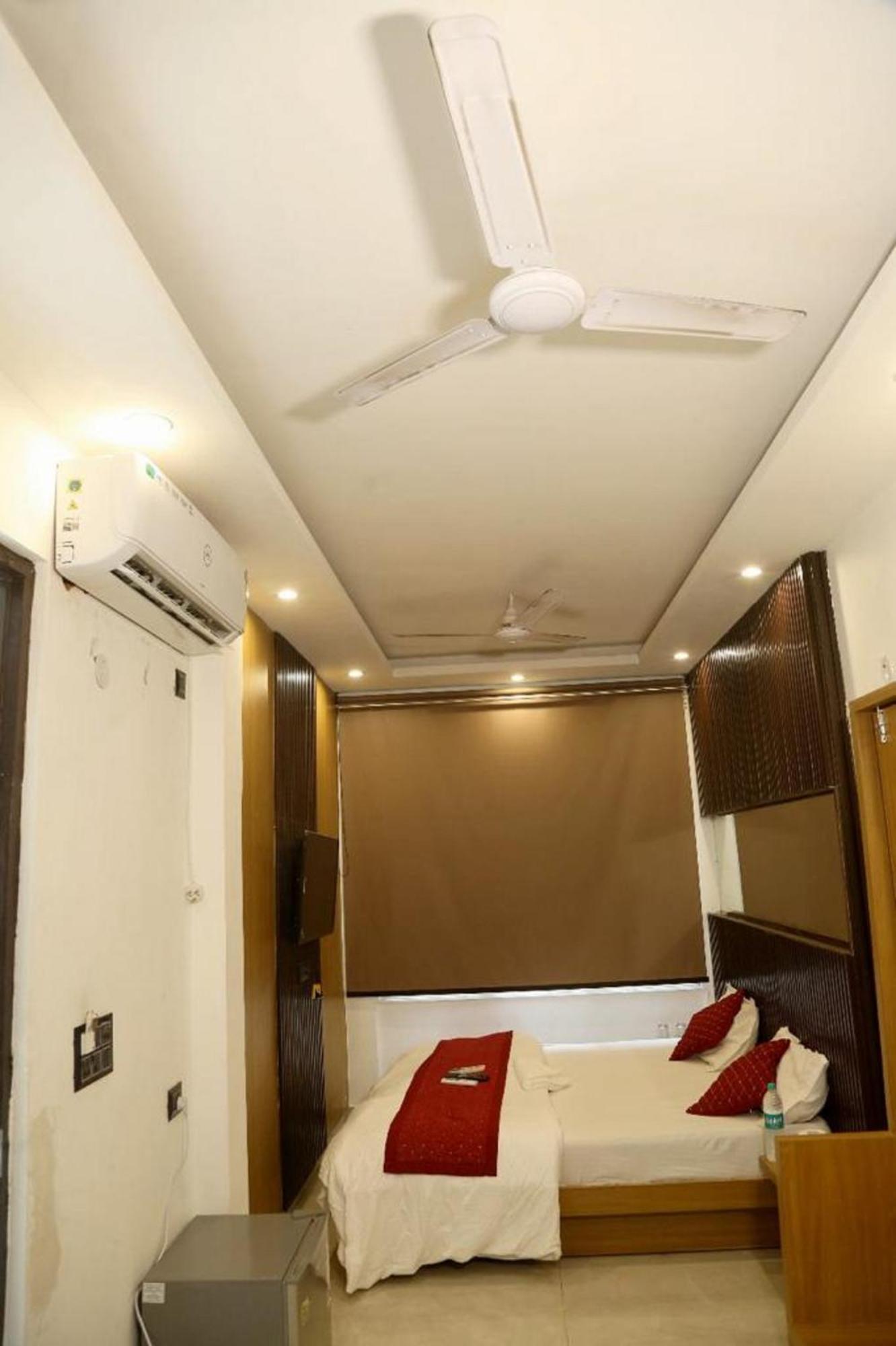 Bunk Hostel Delhi Best Backpacking Accommodation New Delhi Ngoại thất bức ảnh