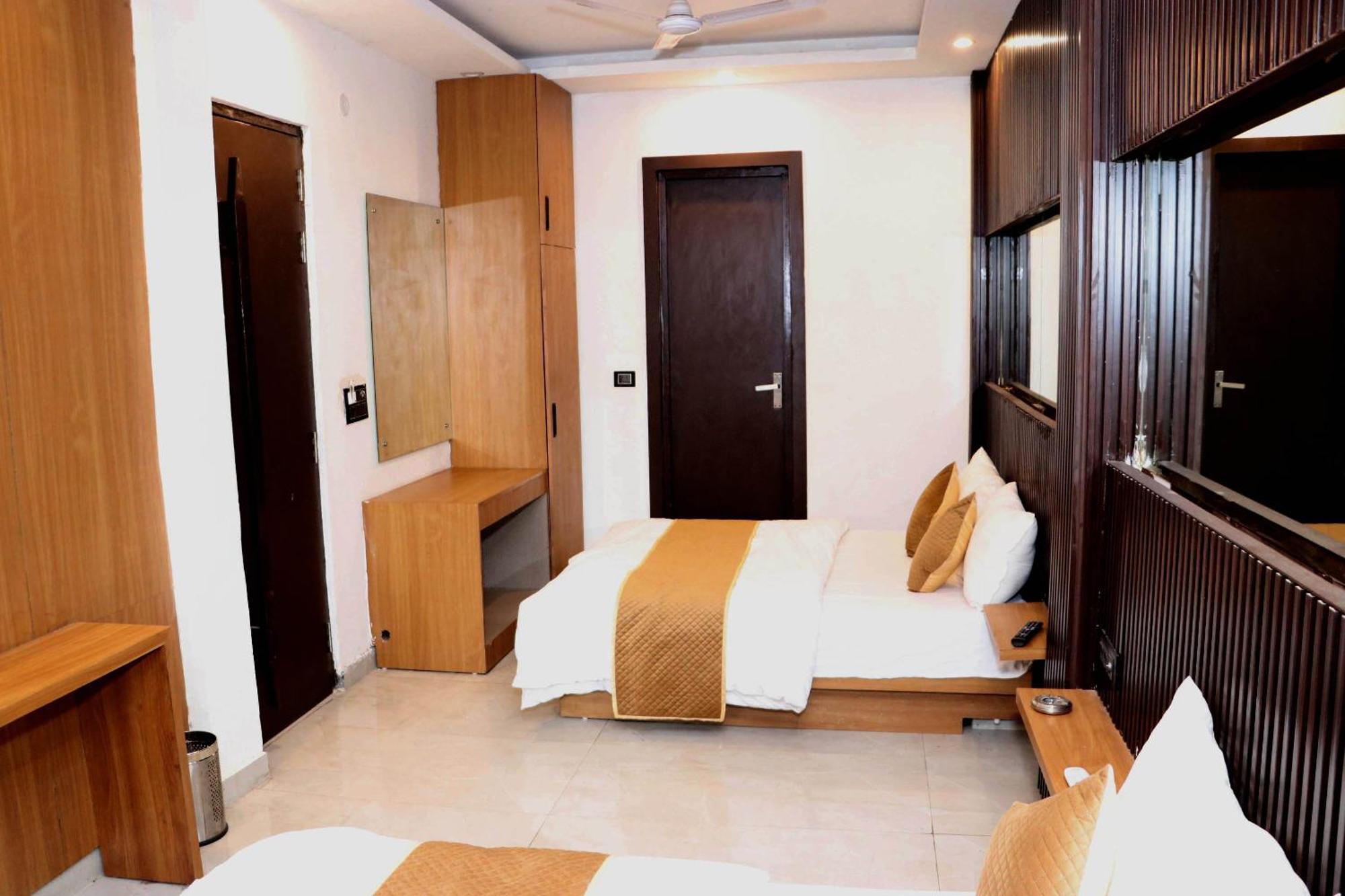 Bunk Hostel Delhi Best Backpacking Accommodation New Delhi Ngoại thất bức ảnh